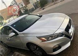 نيسان ألتيما